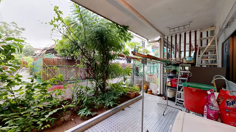 Jalan pelikat, , 4 Bedrooms, 2,655 sqft, Terraced House For Sale, by Khiew Yong Meng (Meng), 500169991 - Exterior - PropertyGuru.com.sg