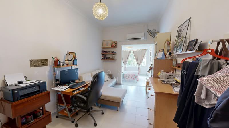 Jalan pelikat, , 4 Bedrooms, 2,655 sqft, Terraced House For Sale, by Khiew Yong Meng (Meng), 500169991 - Study - PropertyGuru.com.sg