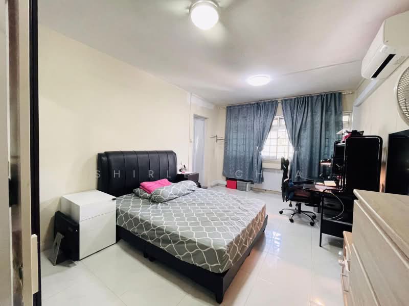 496D Tampines Avenue 9, 496D Tampines Avenue 9, 3 Bedrooms, 1,335 sqft, HDB Flat For Sale, by Shirley Chua, 500170005 - Bedroom - PropertyGuru.com.sg