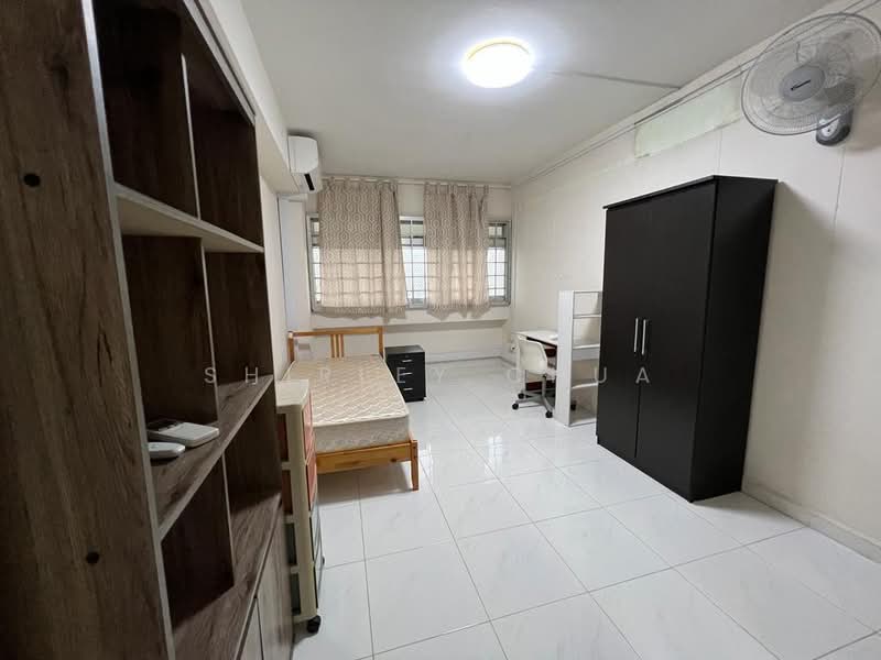 496D Tampines Avenue 9, 496D Tampines Avenue 9, 3 Bedrooms, 1,335 sqft, HDB Flat For Sale, by Shirley Chua, 500170005 - Bedroom - PropertyGuru.com.sg