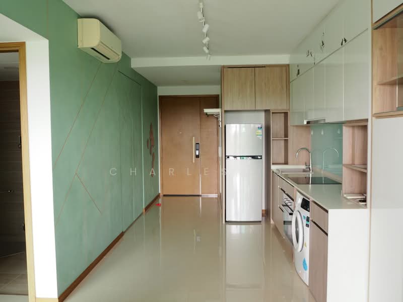 Kingsford Waterbay, 80 Upper Serangoon View, 2 Bedrooms, 689 sqft, Apartment For Sale, by Charles Ho, 500170006 - Kitchen - PropertyGuru.com.sg