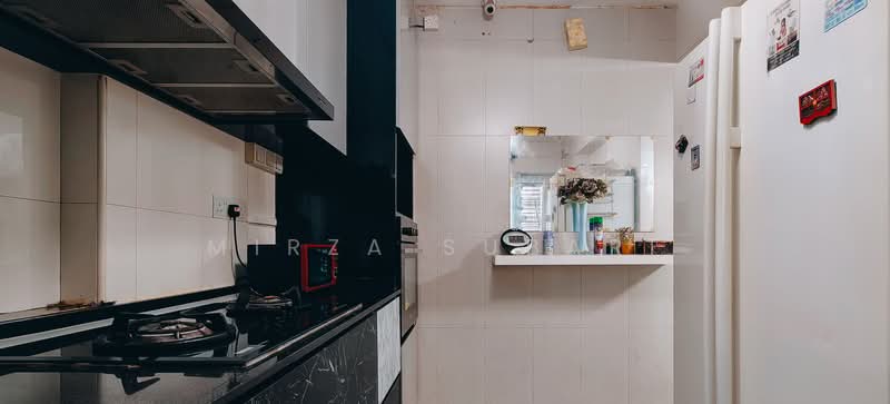 233C Sumang Lane, 233C Sumang Lane, 3 Bedrooms, 990 sqft, HDB Flat For Sale, by Mirza Subari, 500170009 - Kitchen - PropertyGuru.com.sg