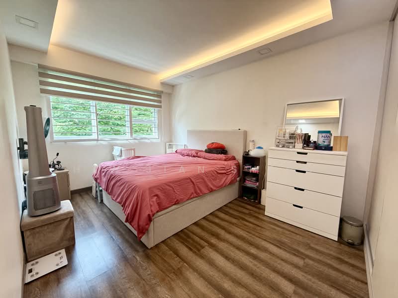256A Sumang Walk, 256A Sumang Walk, 3 Bedrooms, 1,001 sqft, HDB Flat For Sale, by Hew Jian Sheng, 500170011 - Master Bedroom - PropertyGuru.com.sg