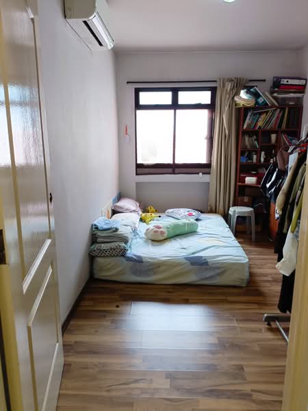979A Buangkok Crescent, 979A Buangkok Crescent, 3 Bedrooms, 968 sqft, HDB Flat For Sale, by Eva Qiu, 500170014 - Bedroom - PropertyGuru.com.sg
