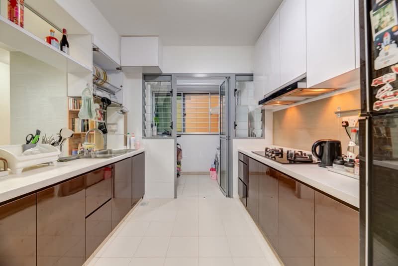 682B Edgedale Plains, 682B Edgedale Plains, 3 Bedrooms, 1,001 sqft, HDB Flat For Sale, by Michelle Goh, 500170017 - PropertyGuru.com.sg