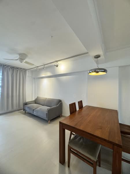4 Tanjong Pagar Plaza, 4 Tanjong Pagar Plaza, 2 Bedrooms, 635 sqft, HDB Flat For Sale, by Guna Goh, 500170025 - Living Room - PropertyGuru.com.sg