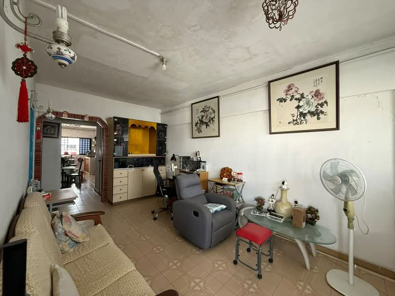 925 Tampines Street 91, 925 Tampines Street 91, 2 Bedrooms, 786 sqft, HDB Flat For Sale, by Gary Lim, 500170032 - Living Room - PropertyGuru.com.sg