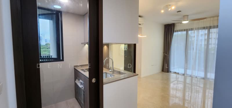 Avenue South Residence, 11 Silat Avenue, 2 Bedrooms, 732 sqft, Condominium For Sale, by Denise Fadil Lee, 500170036 - Kitchen with Door & Window - PropertyGuru.com.sg