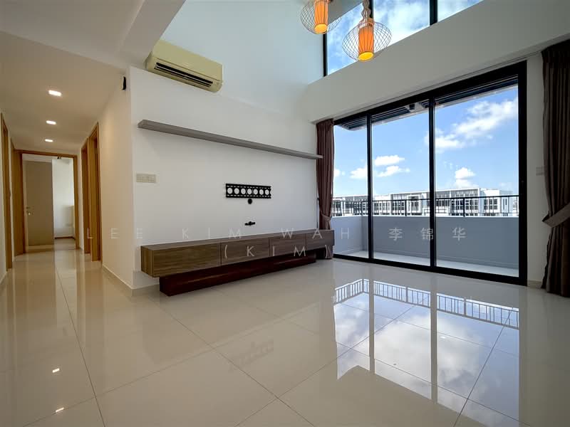 Prive, 31 Punggol Field, 3 Bedrooms, 1,098 sqft, Executive Condominium For Rent, by Lee Kim Wah 李锦华 (Kim), 500170038 - Living Room - PropertyGuru.com.sg