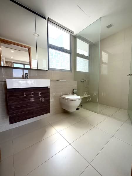 Prive, 31 Punggol Field, 3 Bedrooms, 1,098 sqft, Executive Condominium For Rent, by Lee Kim Wah 李锦华 (Kim), 500170038 - En-suite Bathroom - PropertyGuru.com.sg