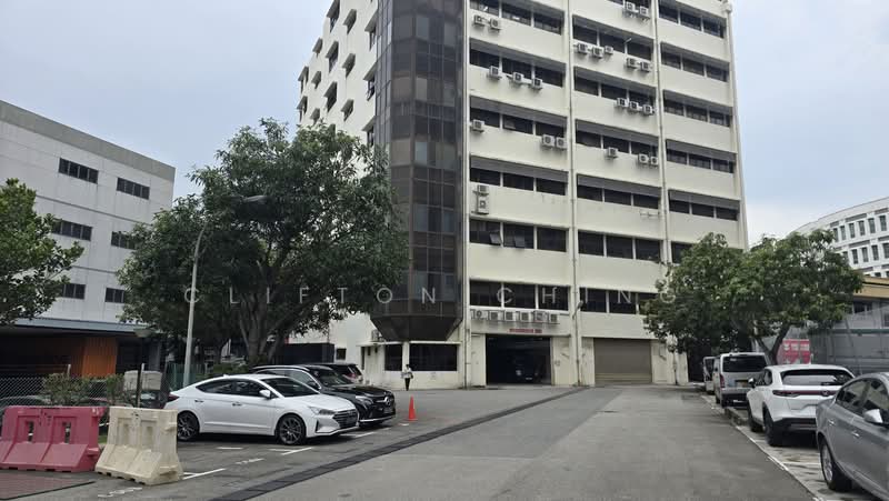 Uniplas Building, 132 Joo Seng Road, 12,066 sqft, Light Industrial (B1) For Rent, by Clifton Ching, 500170043 - Exterior - CommercialGuru.com.sg