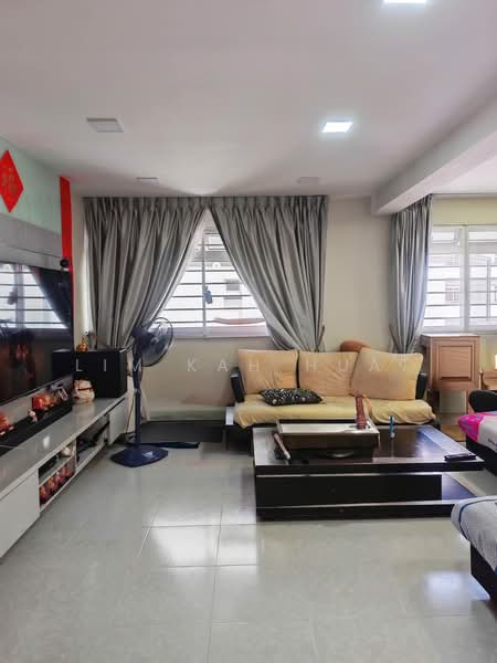 491D Tampines Street 45, 491D Tampines Street 45, 3 Bedrooms, 1,292 sqft, HDB Flat For Sale, by Lim Kah Huat, 500170045 - Living Room - PropertyGuru.com.sg