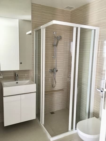 Sky Vue, 1 Bishan Street 15, 2 Bedrooms, 807 sqft, Condominium For Sale, by Kevin Soh Lee Wee 苏立伟, 500170050 - Bathroom - PropertyGuru.com.sg