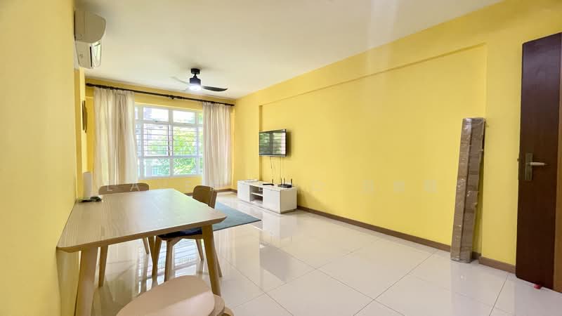 450C Bukit Batok West Avenue 6, 450C Bukit Batok West Avenue 6, 3 Bedrooms, 1,001 sqft, HDB Flat For Rent, by Laven Loo 吕欣颐, 500170060 - Living Room - PropertyGuru.com.sg