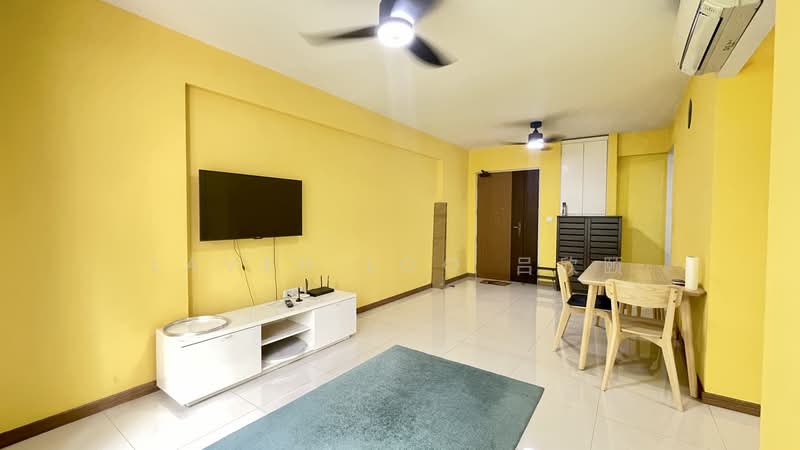 450C Bukit Batok West Avenue 6, 450C Bukit Batok West Avenue 6, 3 Bedrooms, 1,001 sqft, HDB Flat For Rent, by Laven Loo 吕欣颐, 500170060 - Living Room - PropertyGuru.com.sg