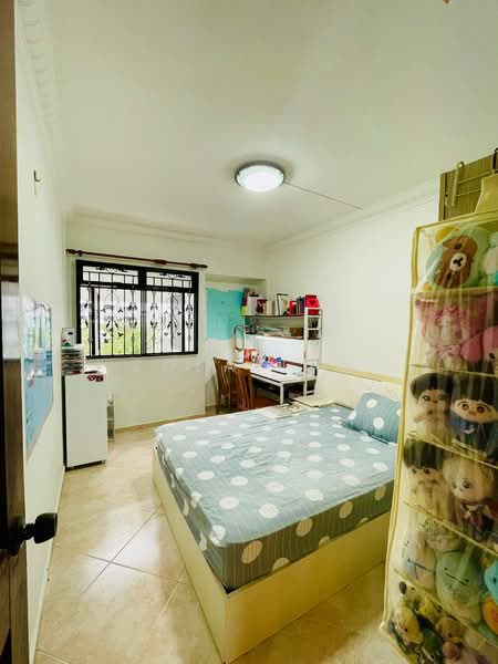 476 Sembawang Drive, 476 Sembawang Drive, 3 Bedrooms, 1,184 sqft, HDB Flat For Sale, by Zola Tan, 500170069 - Bedroom - PropertyGuru.com.sg