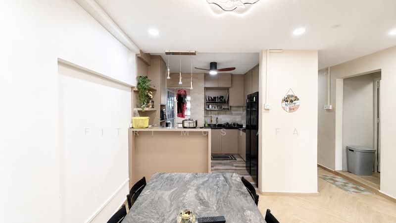 634 Choa Chu Kang North 6, 634 Choa Chu Kang North 6, 3 Bedrooms, 1,216 sqft, HDB Flat For Sale, by Fitri Mustafa, 500170079 - Kitchen - PropertyGuru.com.sg