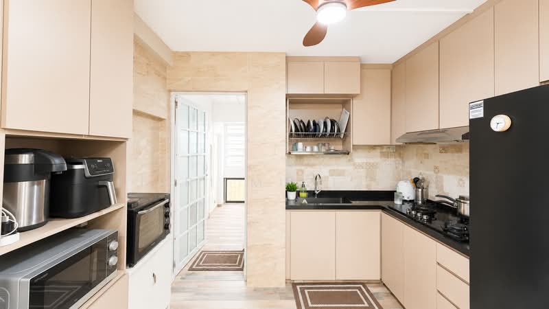 634 Choa Chu Kang North 6, 634 Choa Chu Kang North 6, 3 Bedrooms, 1,216 sqft, HDB Flat For Sale, by Fitri Mustafa, 500170079 - Kitchen - PropertyGuru.com.sg