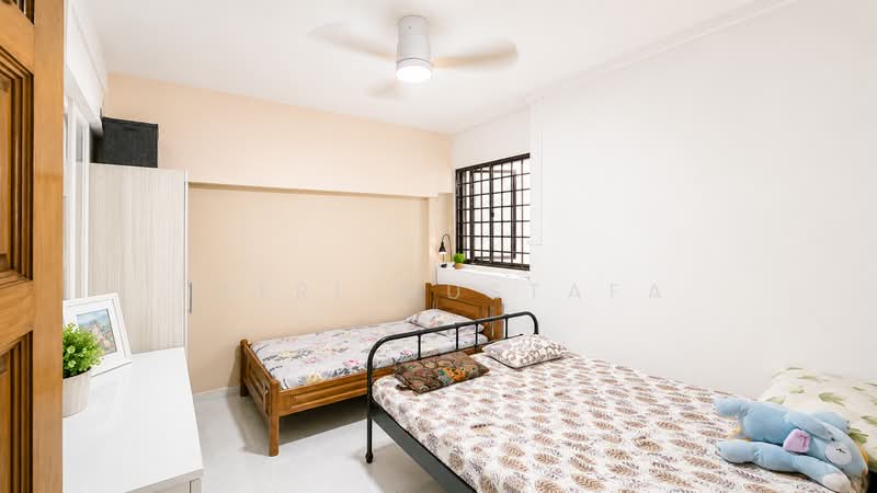 634 Choa Chu Kang North 6, 634 Choa Chu Kang North 6, 3 Bedrooms, 1,216 sqft, HDB Flat For Sale, by Fitri Mustafa, 500170079 - Bedroom - PropertyGuru.com.sg