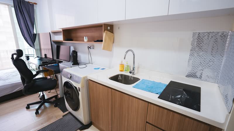 Watercolours, 27 Pasir Ris Link, Studio, 250 sqft, Executive Condominium For Rent, by Jonathan Koh, 500170081 - Kitchen - PropertyGuru.com.sg