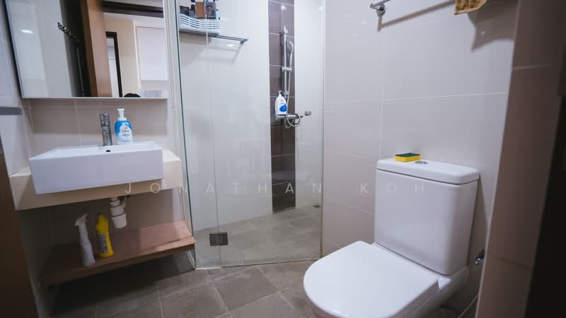 Watercolours, 27 Pasir Ris Link, Studio, 250 sqft, Executive Condominium For Rent, by Jonathan Koh, 500170081 - Bathroom - PropertyGuru.com.sg