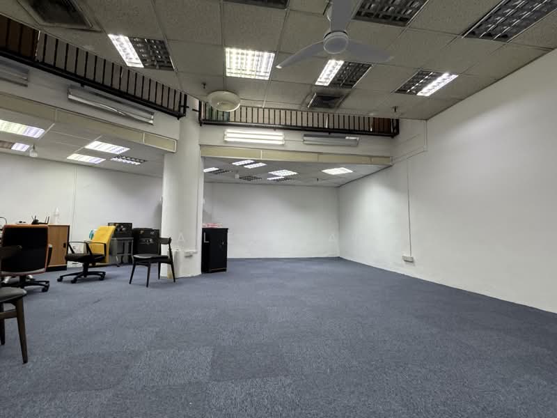 Sim Lim Tower, 10 Jalan Besar, Singapore, Farrer Park / Serangoon Rd, 800 sqft, Mall Shop For Rent, by Alex Wan, 500170082 - Interior - CommercialGuru.com.sg