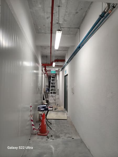 2 Jalan Kilang Barat, , 9,500 sqft, Light Industrial (B1) For Rent, by Loh Sher Sern, 500170086 - Corridor - CommercialGuru.com.sg