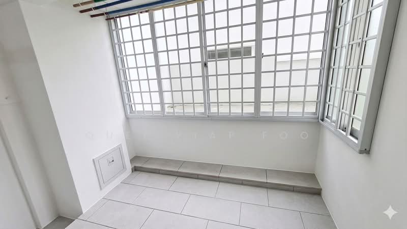 72 Circuit Road, 72 Circuit Road, 1 Bedroom, 484 sqft, HDB Flat For Sale, by Quee Yiap Foo, 500170091 - Balcony - PropertyGuru.com.sg