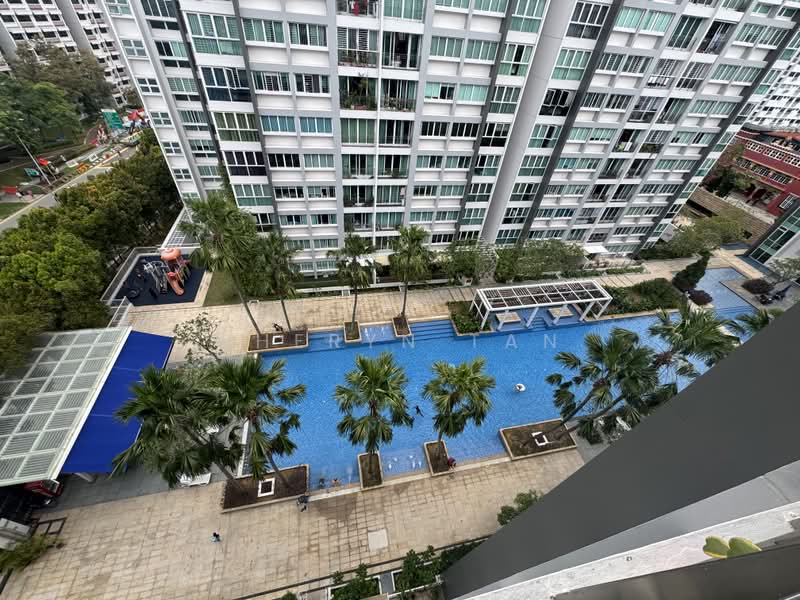The Esparis, 7 Pasir Ris Drive 4, 4 Bedrooms, 1,184 sqft, Condominium For Sale, by Sheryn Tan, 500170102 - Exterior - PropertyGuru.com.sg