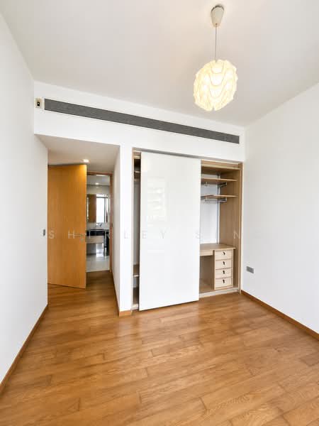 Marina Bay Suites, 3 Central Boulevard, 3 Bedrooms, 1,527 sqft, Apartment For Sale, by Shirley Seng, 500170108 - Bedroom - PropertyGuru.com.sg