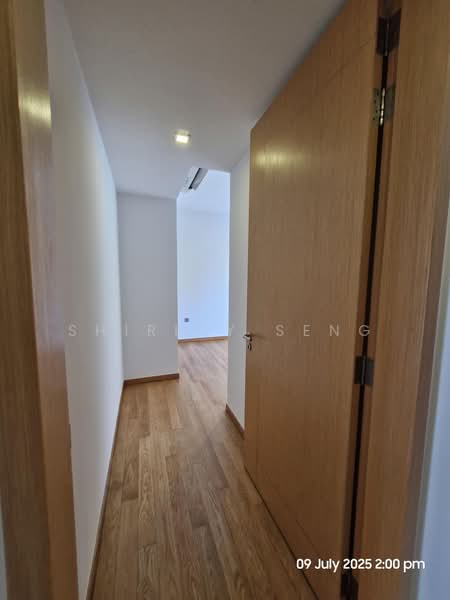 Marina Bay Suites, 3 Central Boulevard, 3 Bedrooms, 1,527 sqft, Apartment For Sale, by Shirley Seng, 500170108 - Corridor - PropertyGuru.com.sg