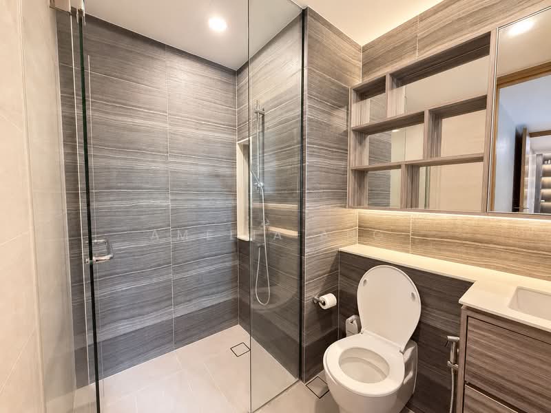 Coco Palms, 25 Pasir Ris Grove, 2 Bedrooms, 753 sqft, Condominium For Rent, by Amelia Ang, 500170128 - Master Bathroom - PropertyGuru.com.sg