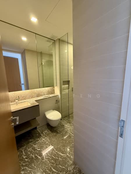 Hilltops, 99 Cairnhill Circle, 5 Bedrooms, 2,874 sqft, Condominium For Rent, by Kevin Feng, 500170130 - Bathroom - PropertyGuru.com.sg