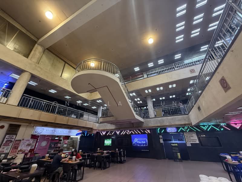 Golden Mile Tower, 6001 Beach Road, Beach Road / Bugis / Rochor, 194 sqft, Other Retail For Sale, by Yvonne Lau Jun Li, 500170132 - Interior - CommercialGuru.com.sg