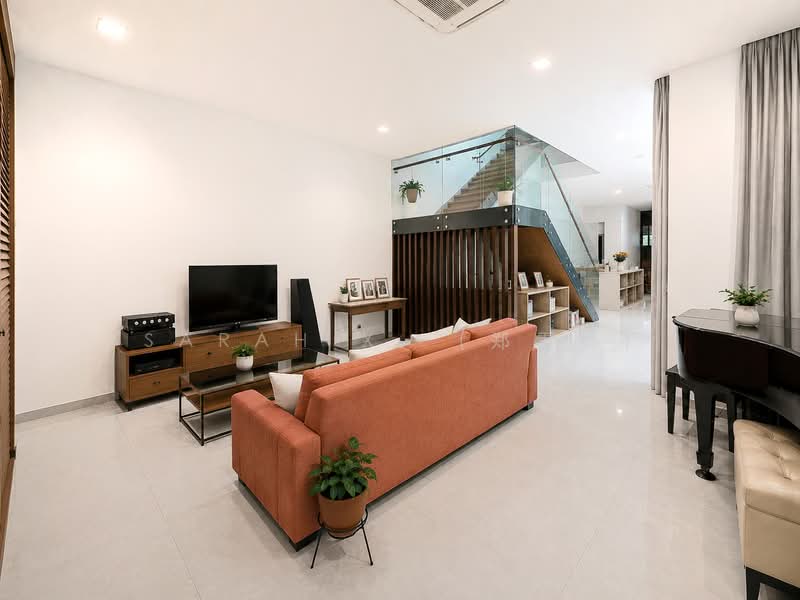 ✨Marvellous Mount Sinai Modern Semi-Detached✨, Mount Sinai / Holland Grove / Grove Drive, 5 Bedrooms, 4,500 sqft, Semi-Detached House For Sale, by Sarah X. (郑雪梅), 500170133 - Living Room - PropertyGuru.com.sg
