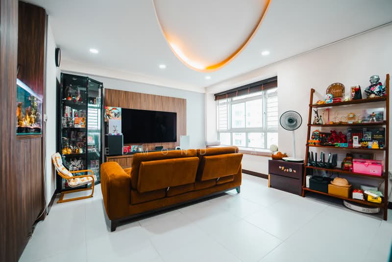 410C Fernvale Road, 410C Fernvale Road, 3 Bedrooms, 1,033 sqft, HDB Flat For Sale, by Edmond Tan, 500170135 - Living Room - PropertyGuru.com.sg