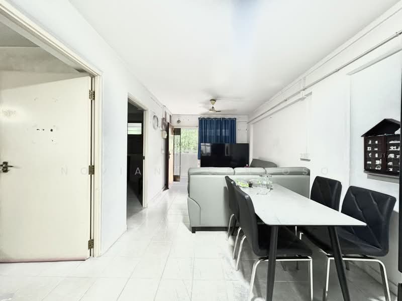 175 Boon Lay Drive, 175 Boon Lay Drive, 2 Bedrooms, 635 sqft, HDB Flat For Sale, by Noviana Santoso, 500170140 - Living Room - PropertyGuru.com.sg