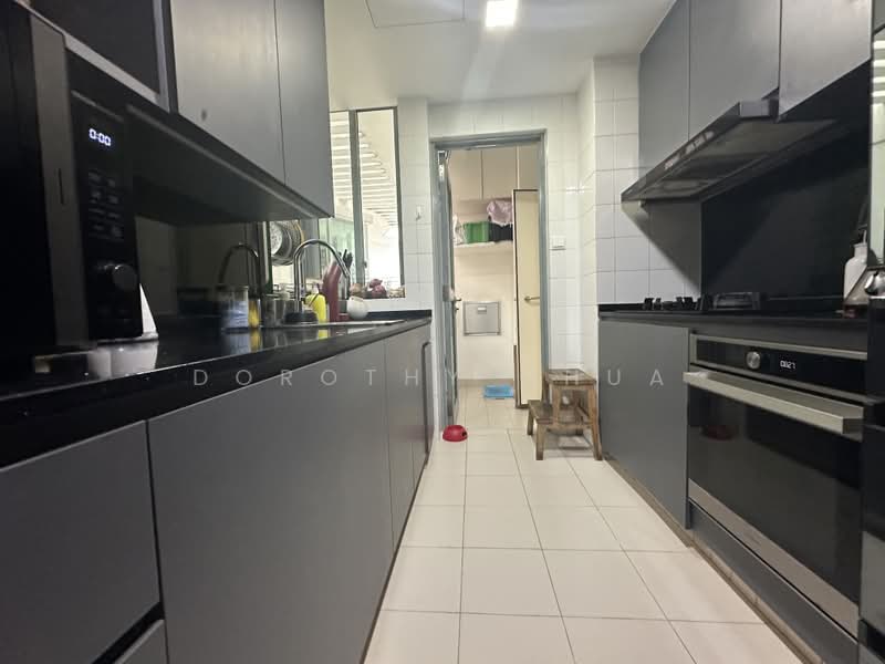 Tanamera Crest, 8 Pari Dedap Walk, 4 Bedrooms, 1,970 sqft, Condominium For Sale, by Dorothy Chua, 500170144 - Kitchen - PropertyGuru.com.sg