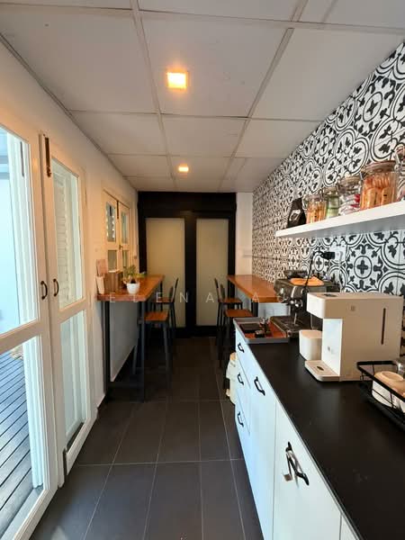 Dedicated Fixed Desk | Premium Boutique Coworking Space Near MRT (Bugis & Lavender), , 600 sqft, Office For Rent, by Elena Au, 500170145 - Kitchen - CommercialGuru.com.sg