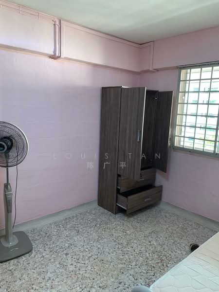 108 Ang Mo Kio Avenue 4, 108 Ang Mo Kio Avenue 4, Room Rental, 120 sqft, HDB Flat For Rent, by Louis Tan 陈广平, 500170155 - Bedroom - PropertyGuru.com.sg