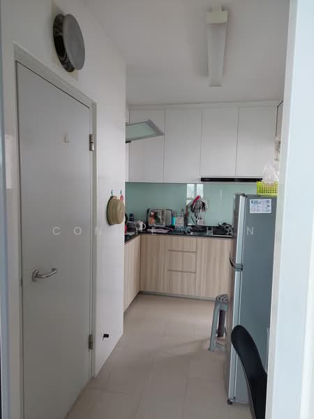 440B Clementi Avenue 3, 440B Clementi Avenue 3, 2 Bedrooms, 743 sqft, HDB Flat For Sale, by Connie Chan, 500170156 - Kitchen - PropertyGuru.com.sg
