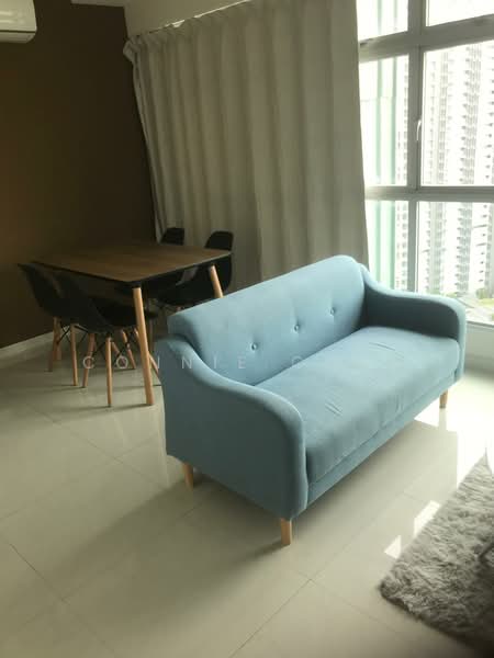 440B Clementi Avenue 3, 440B Clementi Avenue 3, 2 Bedrooms, 743 sqft, HDB Flat For Sale, by Connie Chan, 500170156 - Living Room - PropertyGuru.com.sg