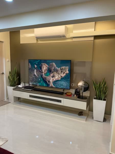 418 Ang Mo Kio Avenue 10, 418 Ang Mo Kio Avenue 10, 3 Bedrooms, 958 sqft, HDB Flat For Sale, by Eric Goh, 500170166 - Living Room - PropertyGuru.com.sg