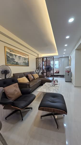 418 Ang Mo Kio Avenue 10, 418 Ang Mo Kio Avenue 10, 3 Bedrooms, 958 sqft, HDB Flat For Sale, by Eric Goh, 500170166 - Living Room - PropertyGuru.com.sg