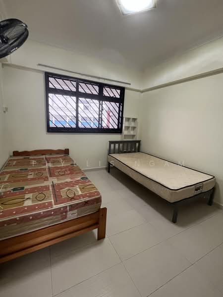 868 Yishun Street 81, 868 Yishun Street 81, 3 Bedrooms, 904 sqft, HDB Flat For Rent, by Phyllis Ngam, 500170167 - Bedroom - PropertyGuru.com.sg
