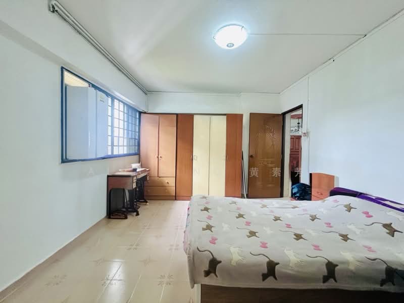 331 Jurong East Avenue 1, 331 Jurong East Avenue 1, 3 Bedrooms, 1,119 sqft, HDB Flat For Sale, by Alice Ng 黄素芳, 500170176 - Bedroom - PropertyGuru.com.sg