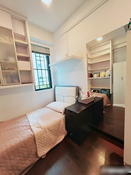 Springdale Condo, 53 Hindhede Walk, Room Rental, 100 sqft, Condominium For Rent, by Lin Wei-ling Melody, 500170178 - Bedroom - PropertyGuru.com.sg