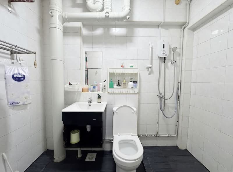 626 Choa Chu Kang Street 62, 626 Choa Chu Kang Street 62, Room Rental, 160 sqft, HDB Flat For Rent, by Ink Chua, 500170180 - Bathroom - PropertyGuru.com.sg