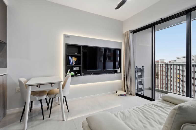 Riverfront Residences, 41 Hougang Avenue 7, 1 Bedroom, 463 sqft, Condominium For Sale, by Alex Lee, 500170184 - Living Room - PropertyGuru.com.sg