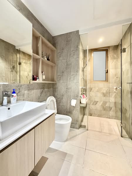 The Vales, 71 Anchorvale Crescent, 3 Bedrooms, 1,033 sqft, Condominium For Sale, by Chek Meng Tan, 500170187 - Common Bathroom - PropertyGuru.com.sg